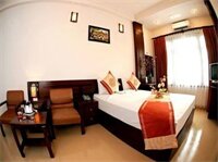 Фото Hanoi Street Hotel