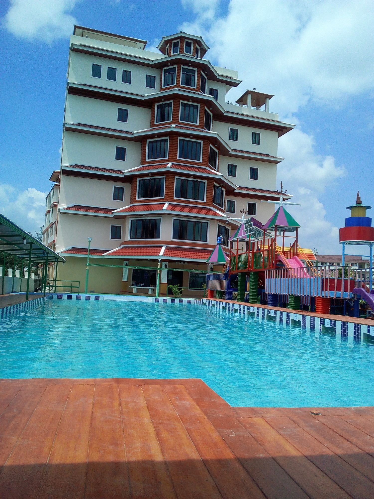 Фото Doungta Anda Hotel