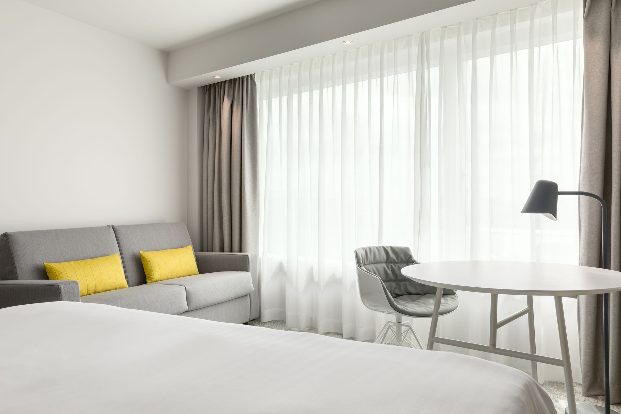 Фото Courtyard by Marriott Paris Gare de Lyon