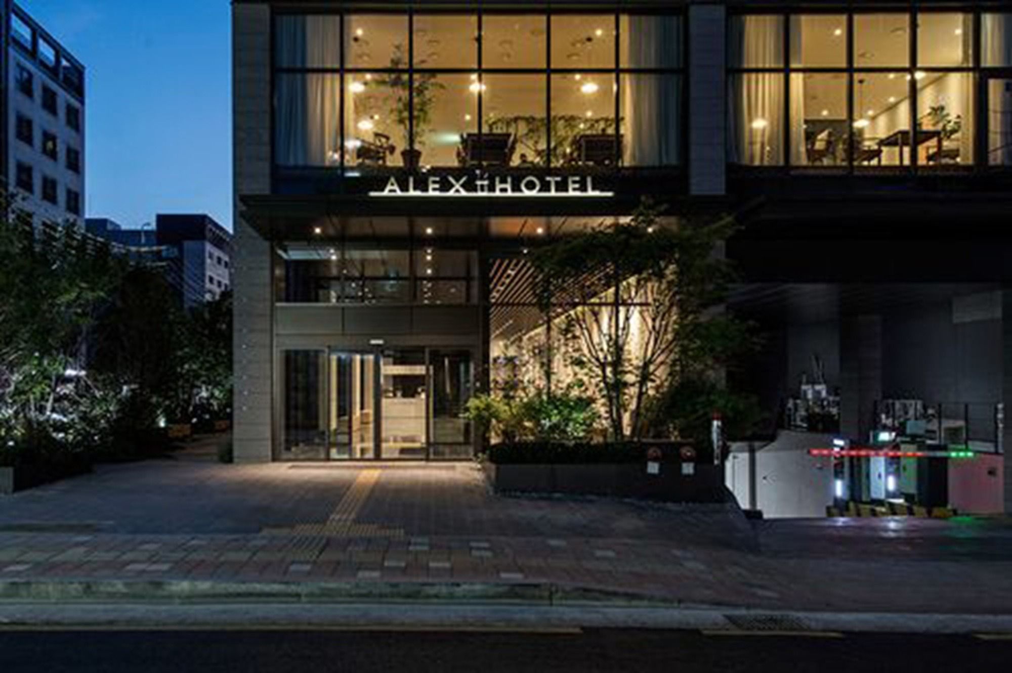 Фото отеля 3