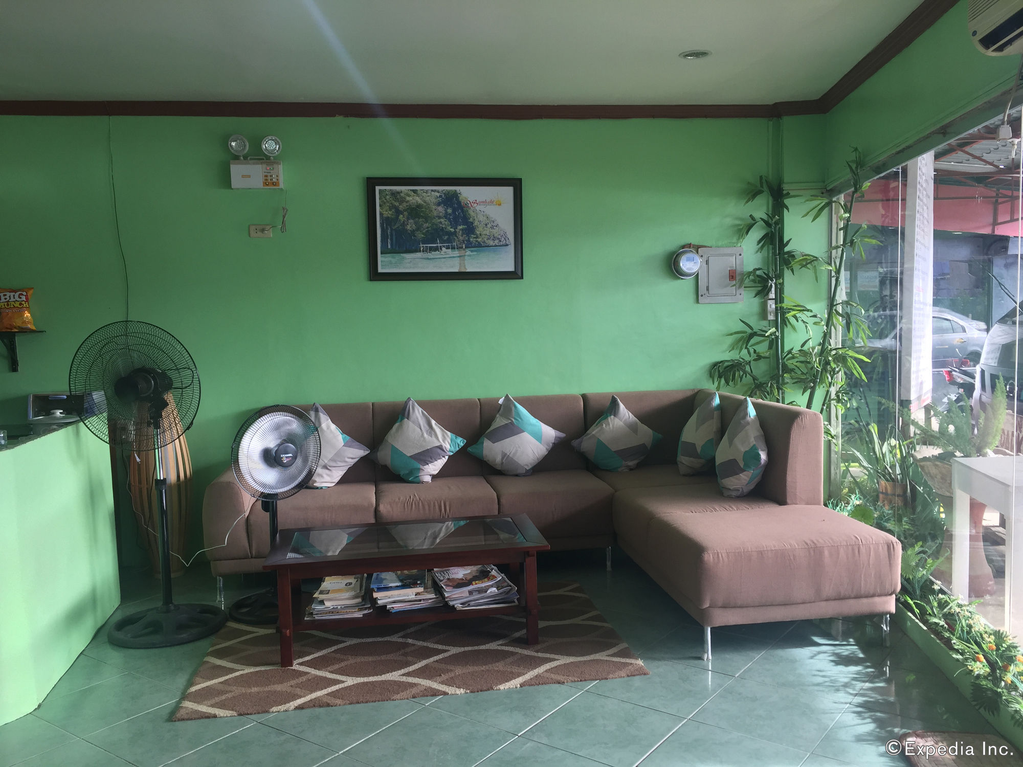 Фото Oyo 725 Richdel Resort Hotel