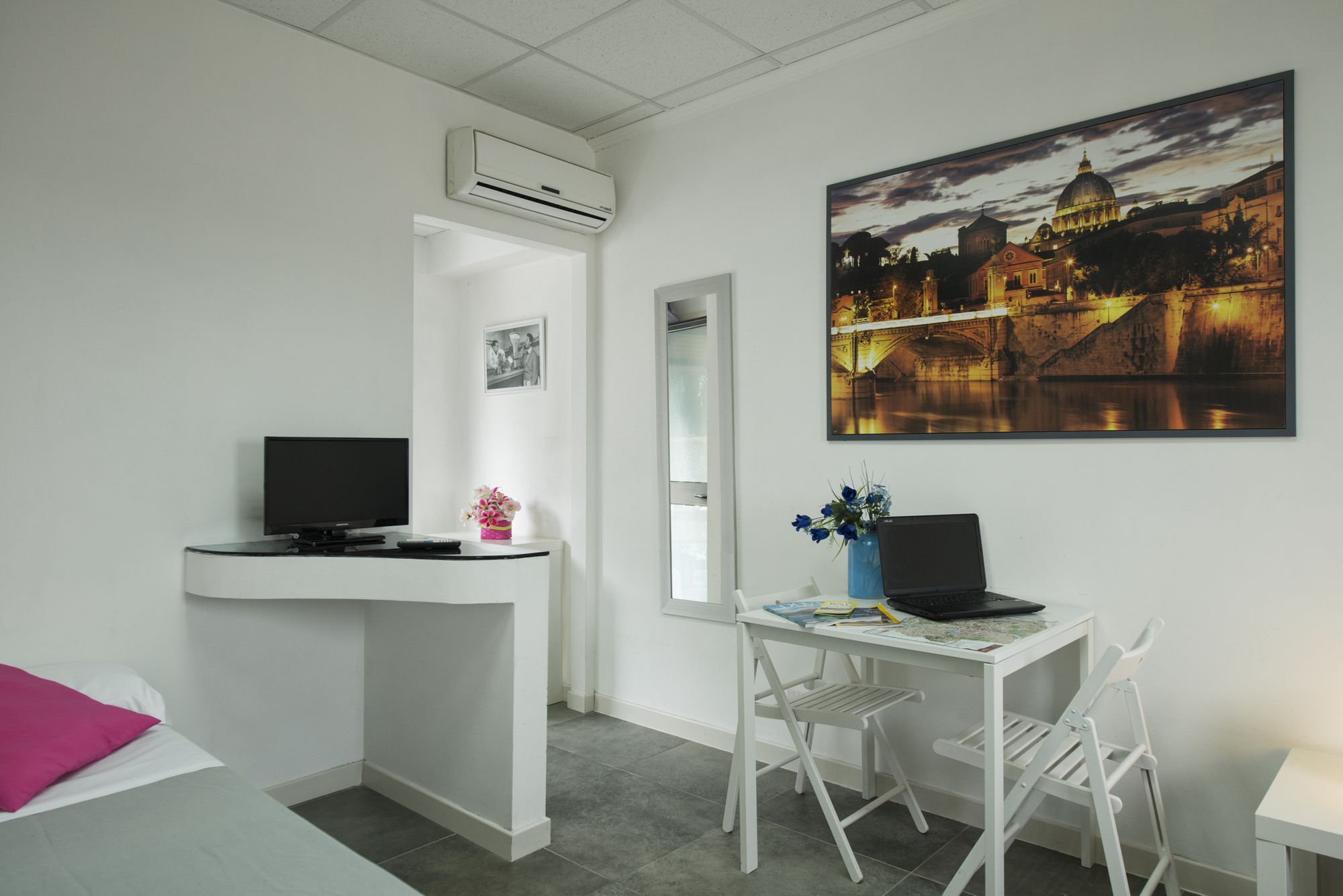 Фото Real Village Roma