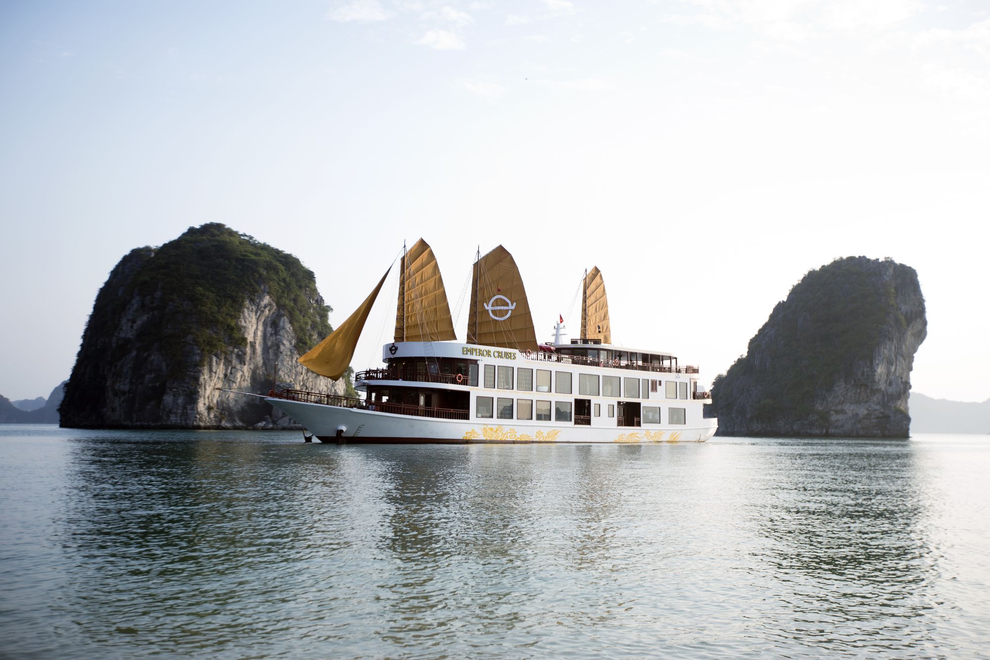 Фото Emperor Cruise Ha Long