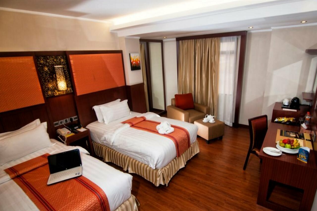 Фото Best Western Plus Makassar Beach