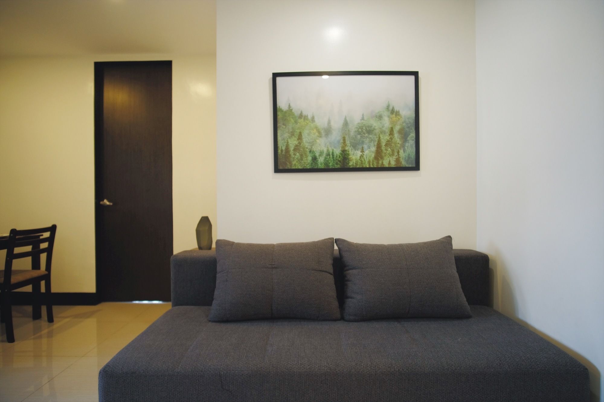 Фото Artemis Place Makati Hotel