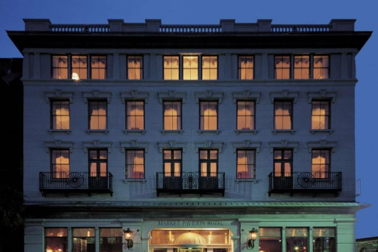 Фото Market Pavilion Hotel