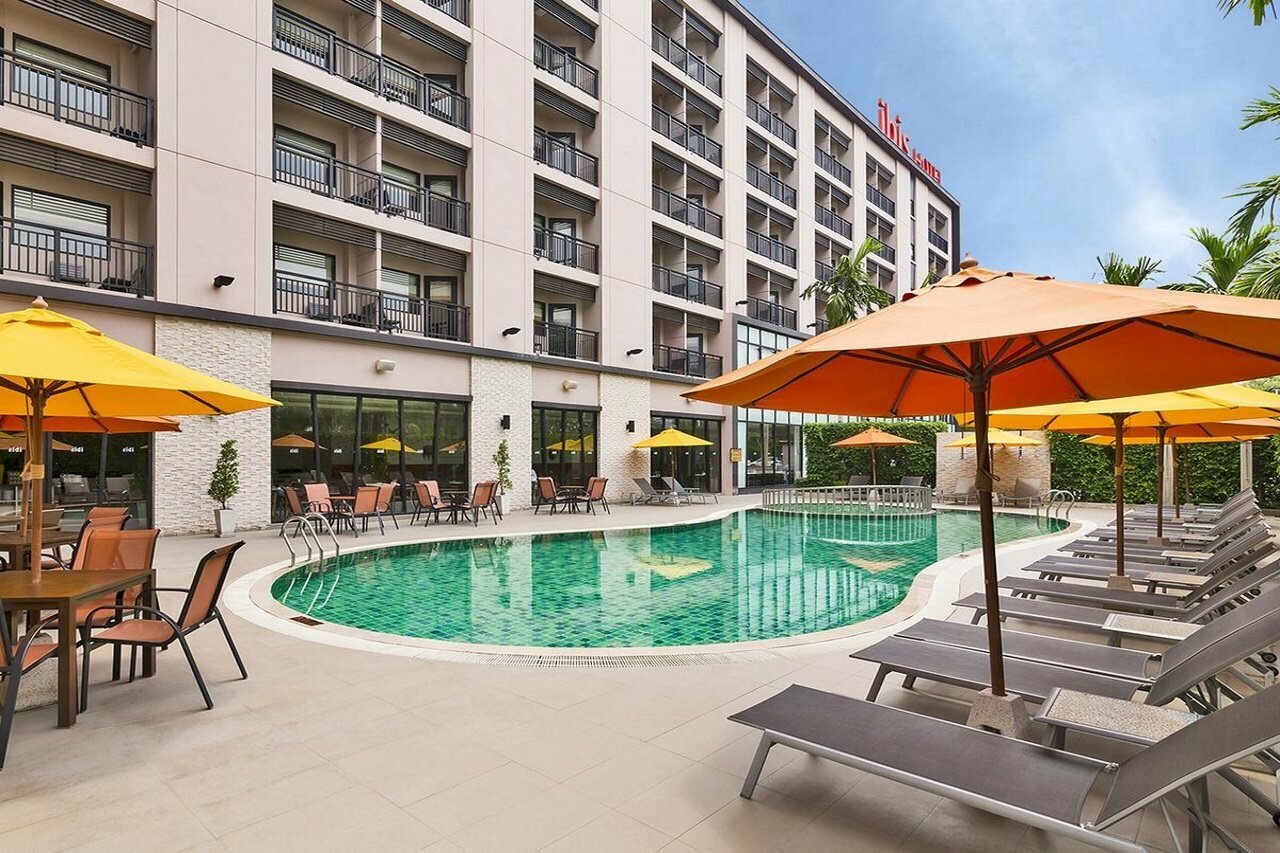 Фото отеля 2