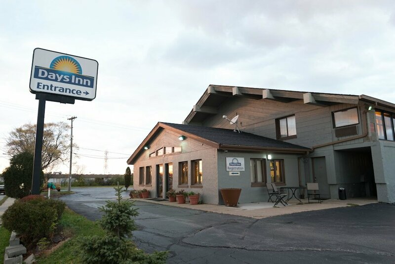 Гостиница Days Inn by Wyndham West Allis/Milwaukee