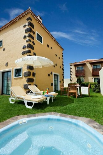 Внешний вид отеля Gf Isabel в Адехе, фото 2