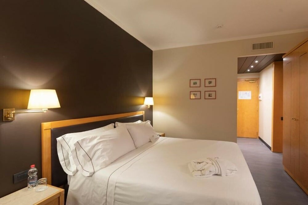 Фото City Life Hotel Poliziano, by R Collection Hotels