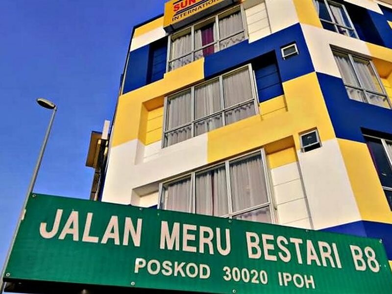 Фото Sun Inns Meru Raya