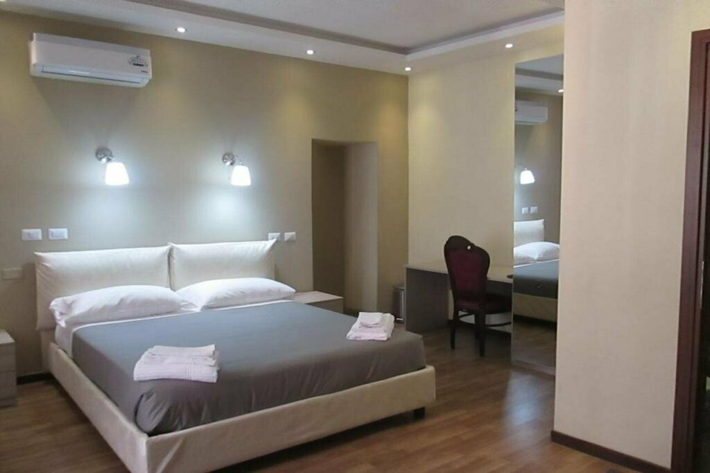 Hotel Lazio Elegance Suite, Rome, photo