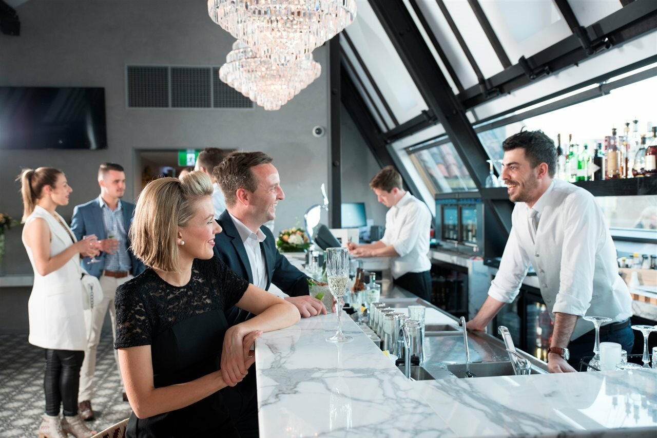 Фото Mayfair Hotel