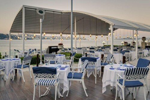 Гостиница Çırağan Palace Kempinski İstanbul Hotel в Ускюдаре
