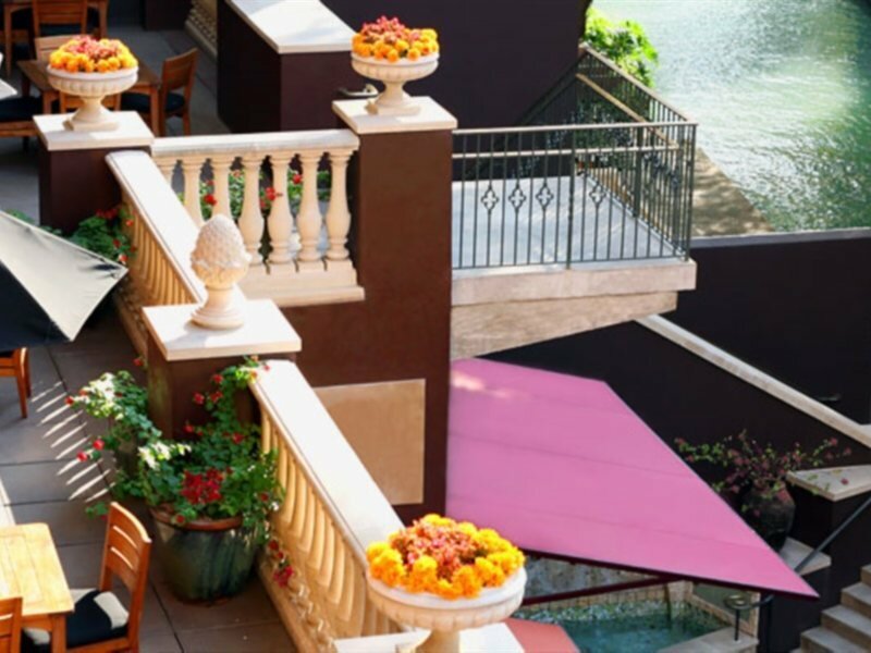 Фото Valencia Riverwalk