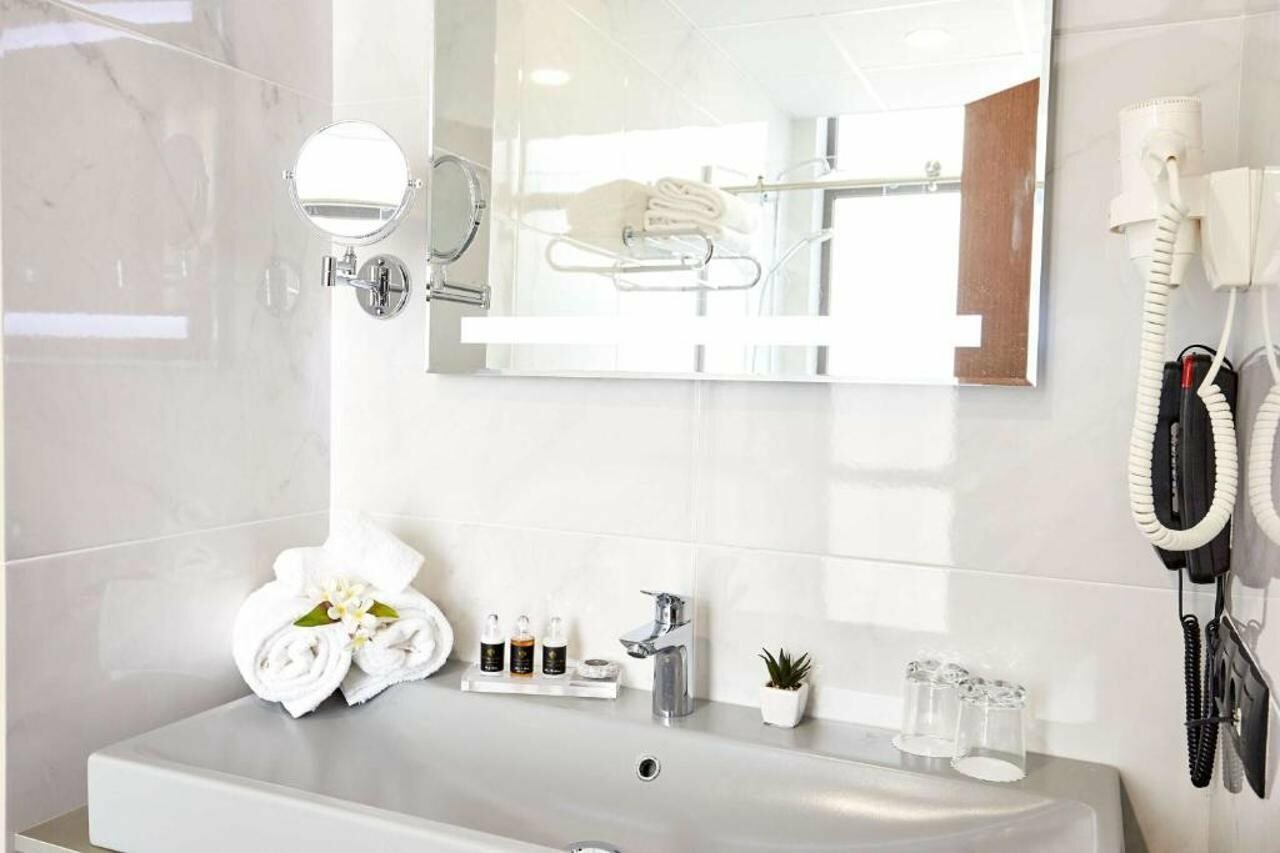 Фото Best Western Tbilisi City Center