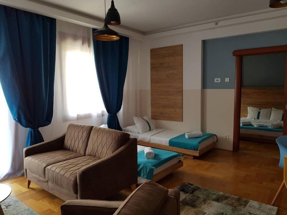 Фото Hotel Magnolija