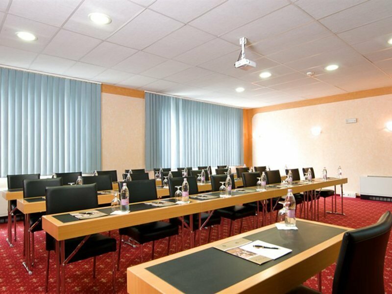 Фото Hotel Kompas