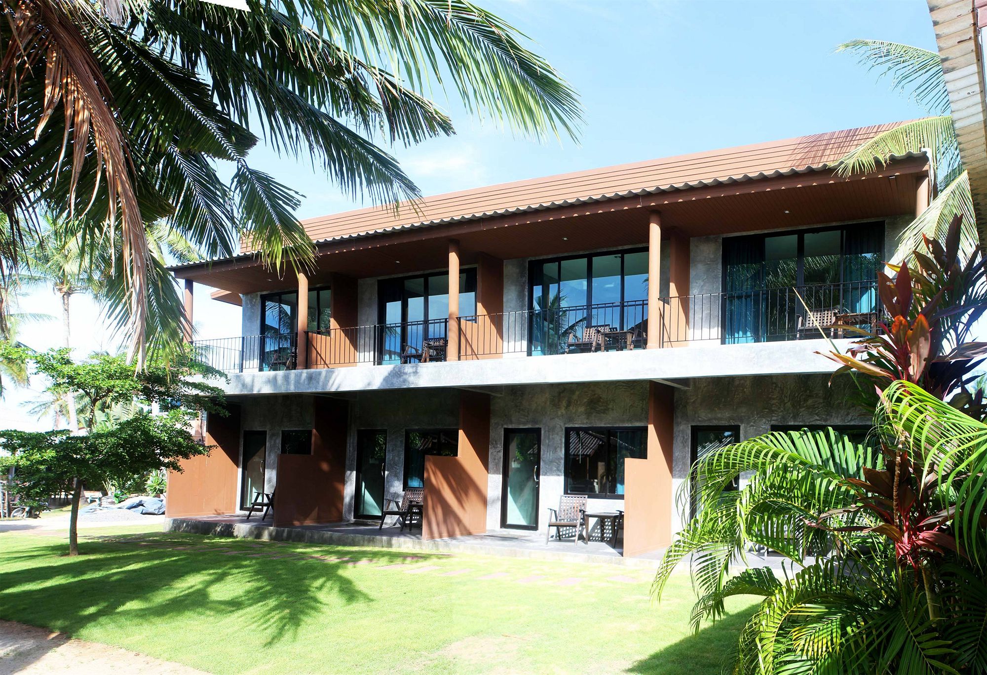 Фото Sabaii Bay Resort