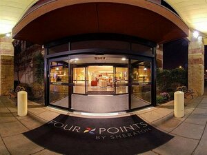 Гостиница Four Points by Sheraton Philadelphia Airport