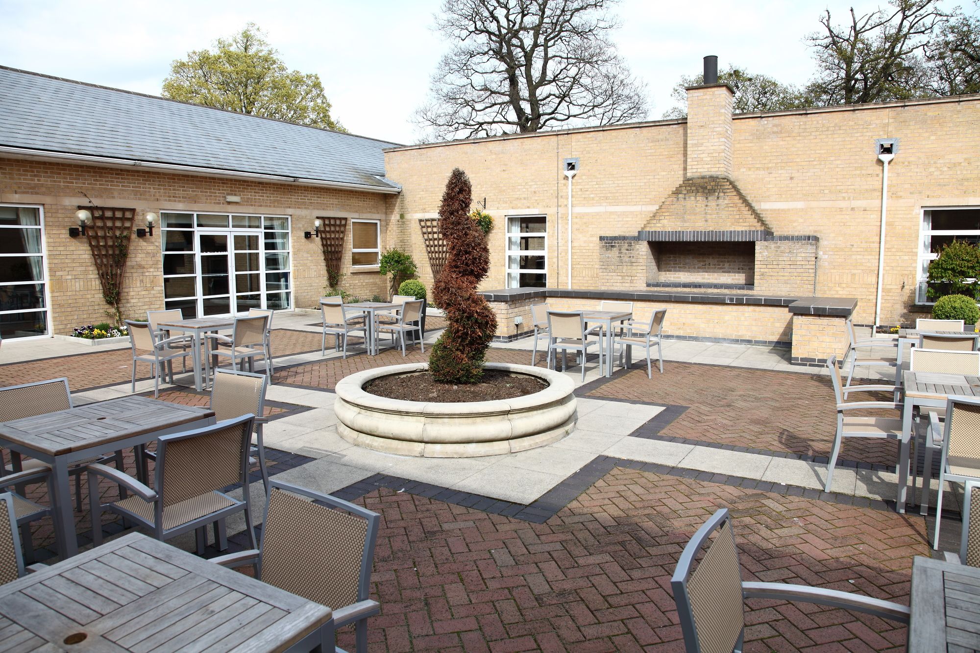 Фото Eastwood Hall
