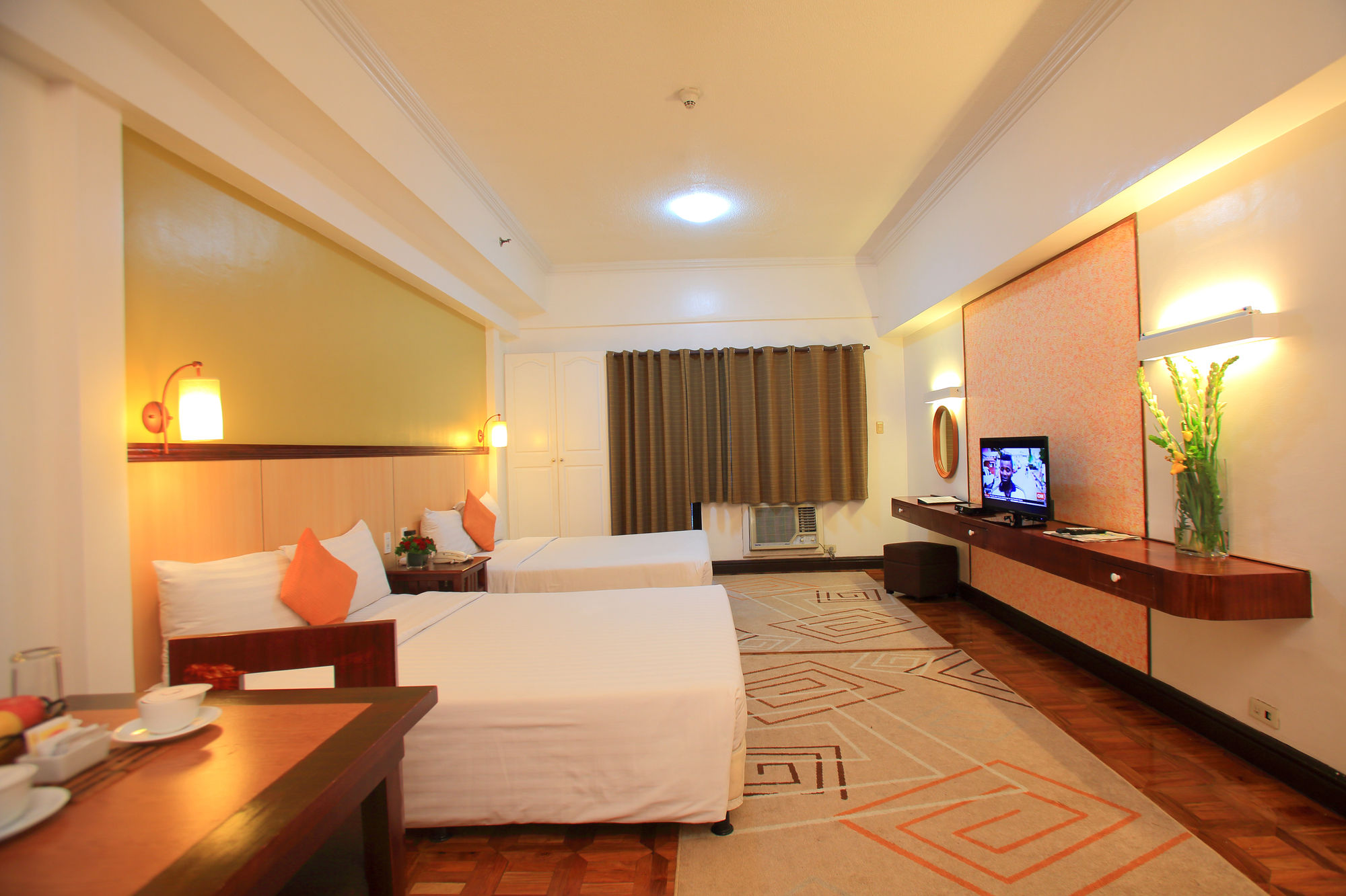 Фото Bsa Suites Makati