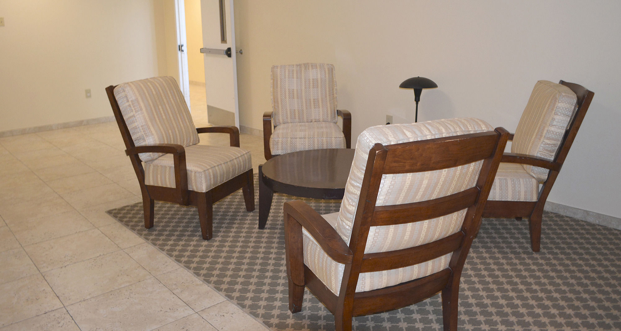 Фото Baymont by Wyndham East Windsor Bradley Airport