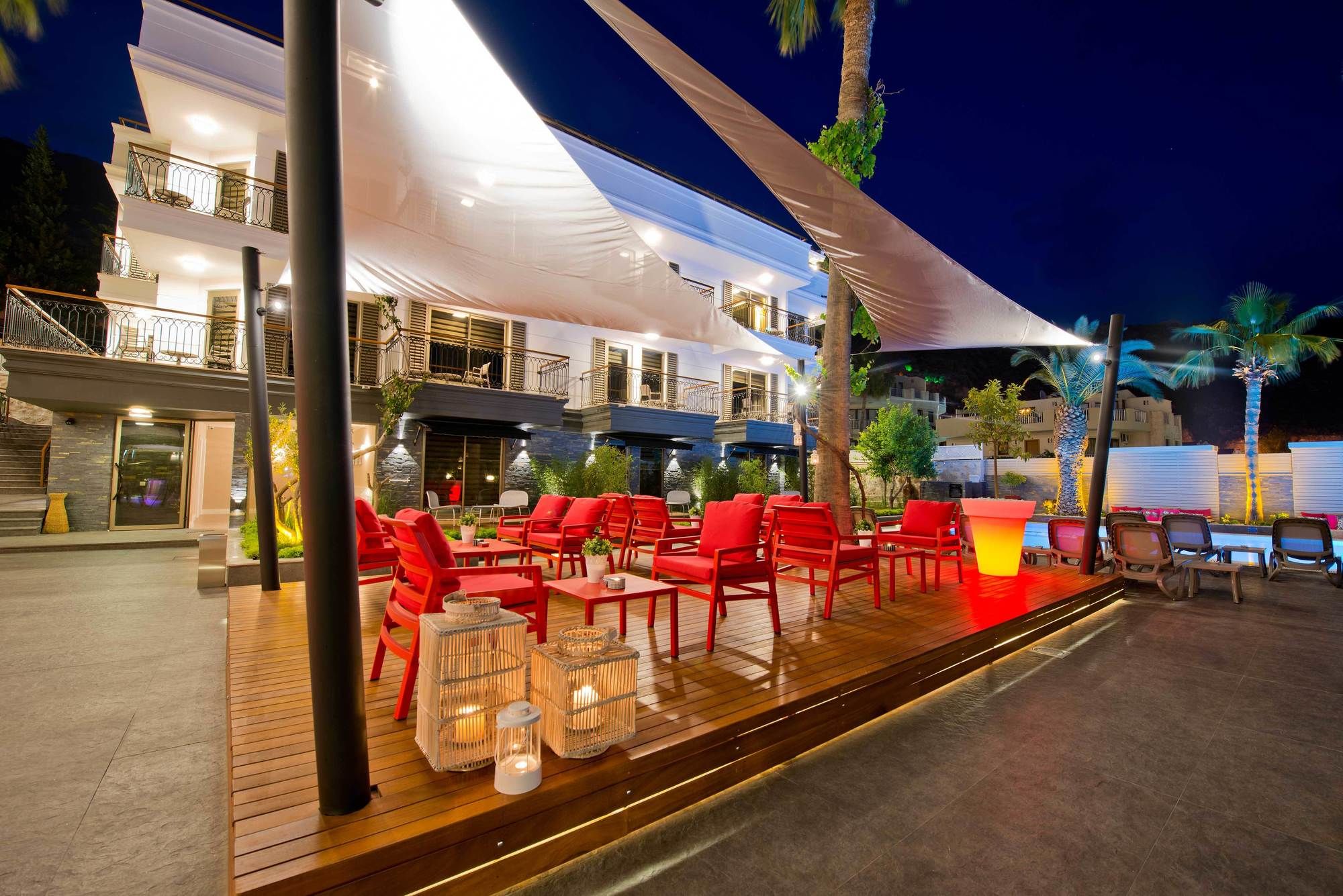 Фото отеля 2