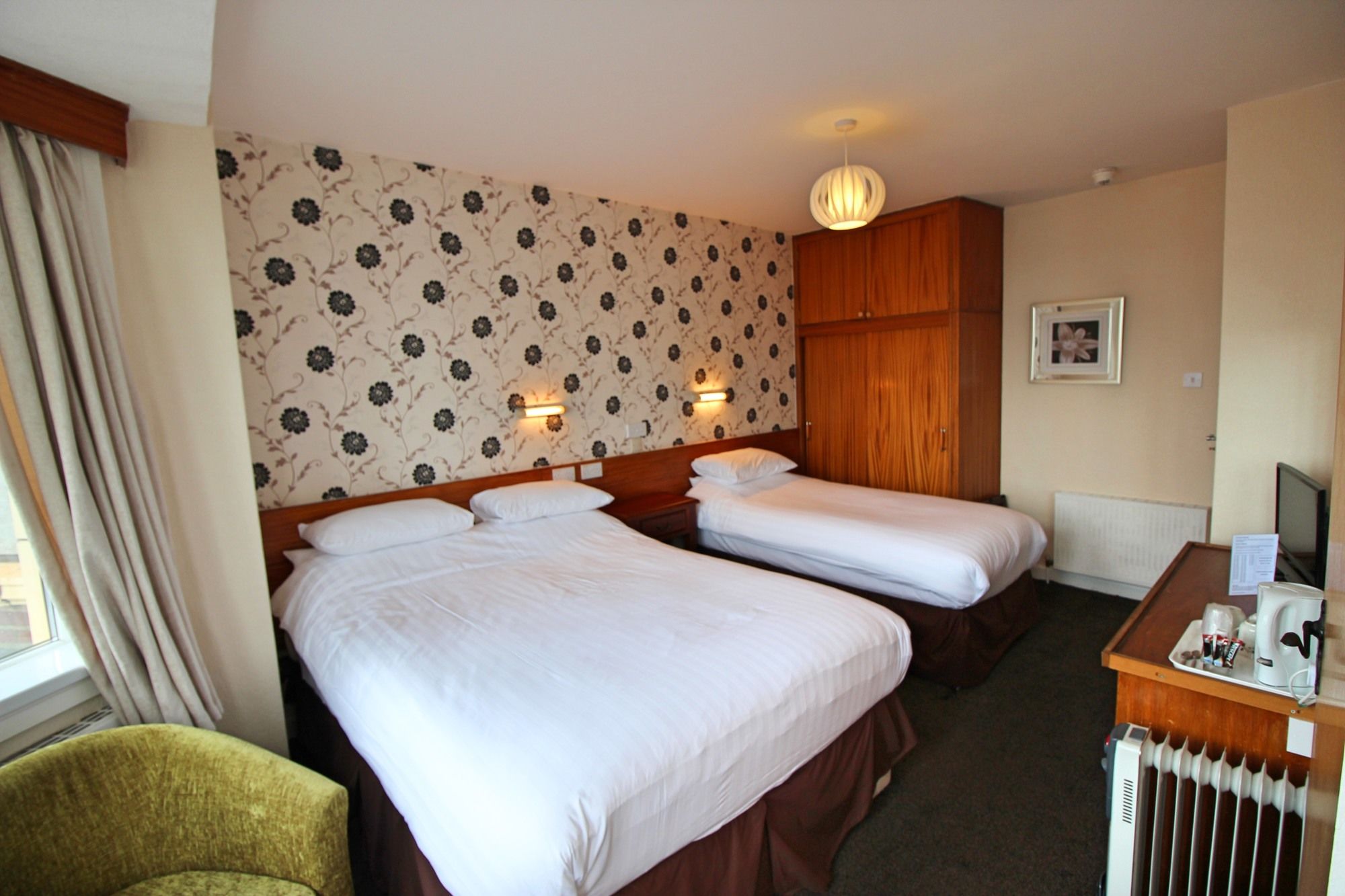 Фото The Headlands Hotel