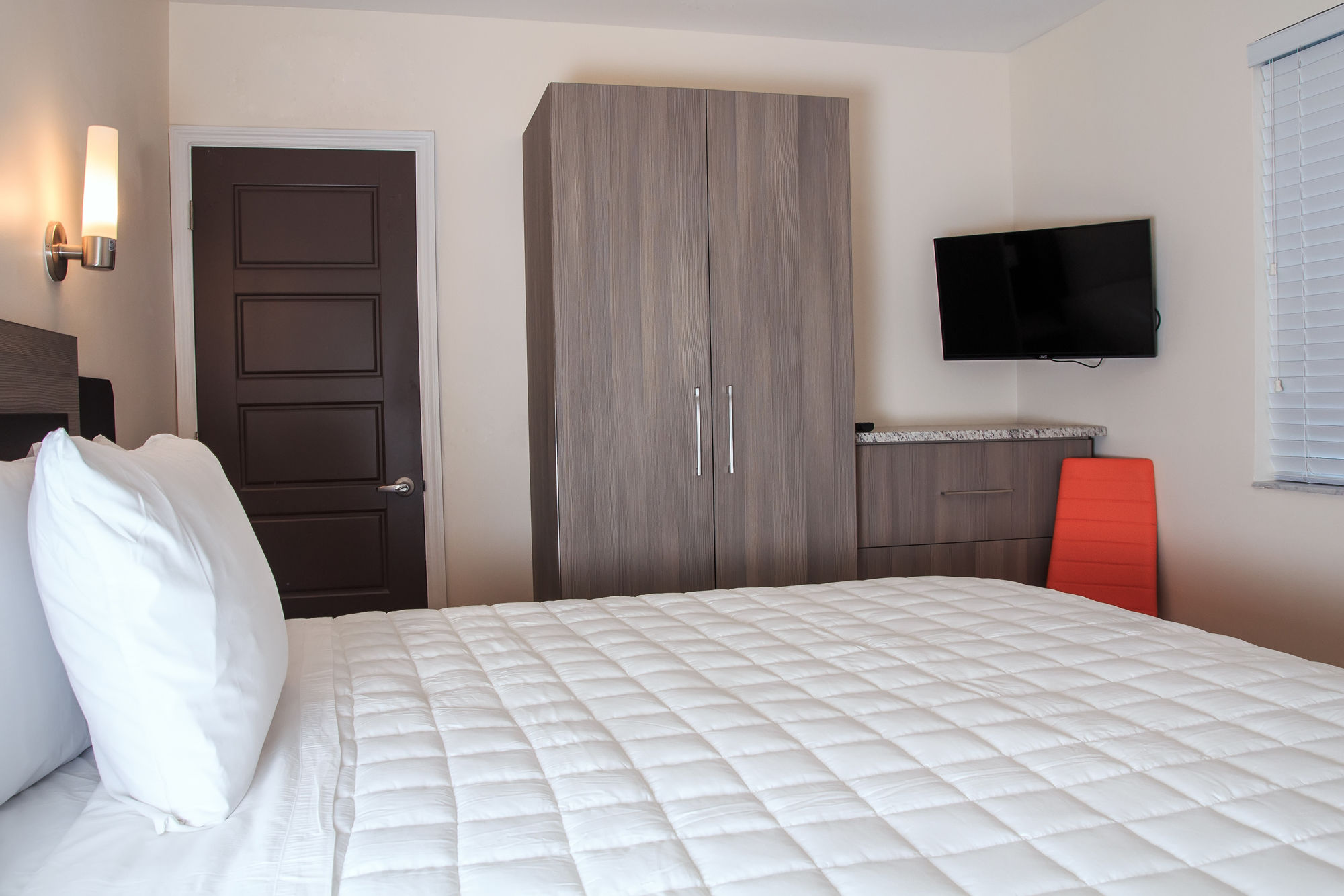 Фото Caribbean Resort Suites