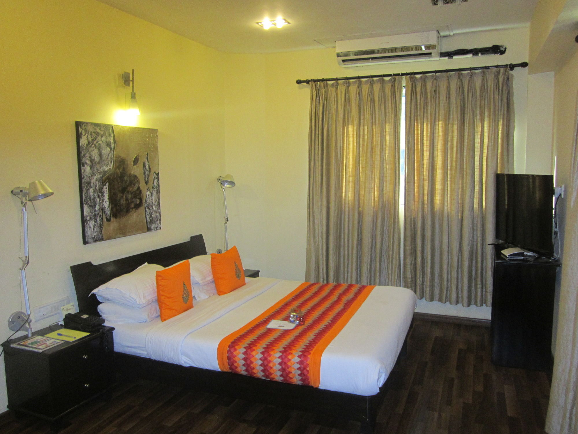 Фото Orritel West