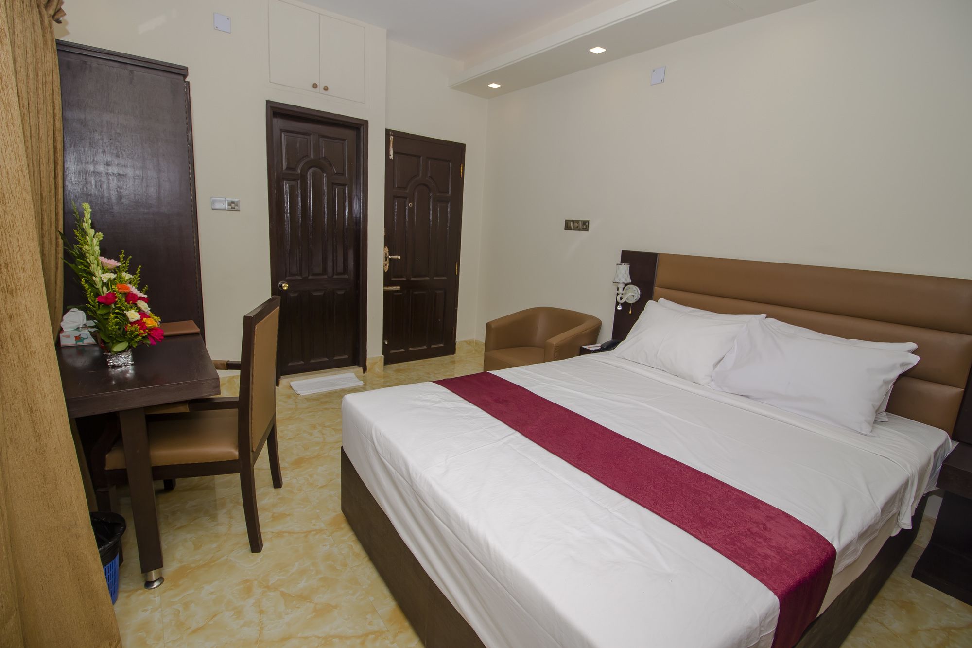 Фото Отель Pacific Lake View