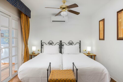 Внешний вид отеля Sunset Harbour Club в Адехе, фото 3