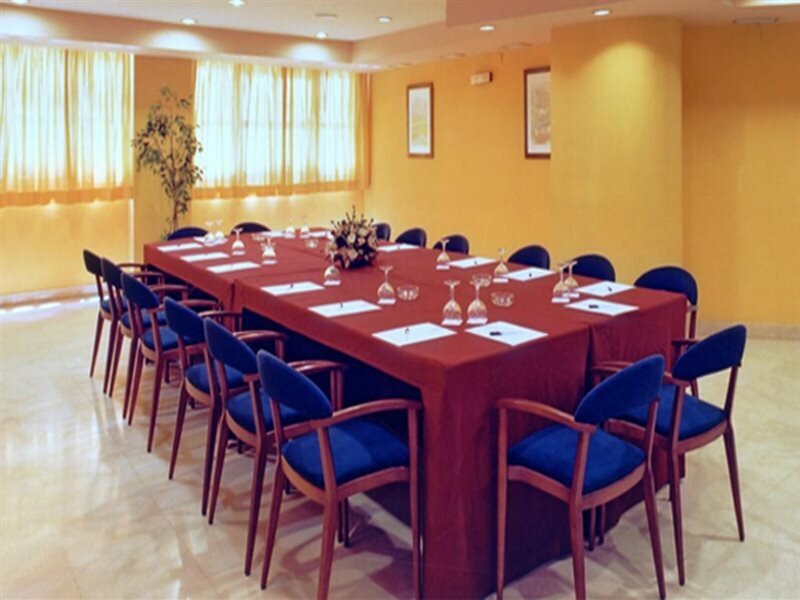 Фото Senator Huelva Hotel