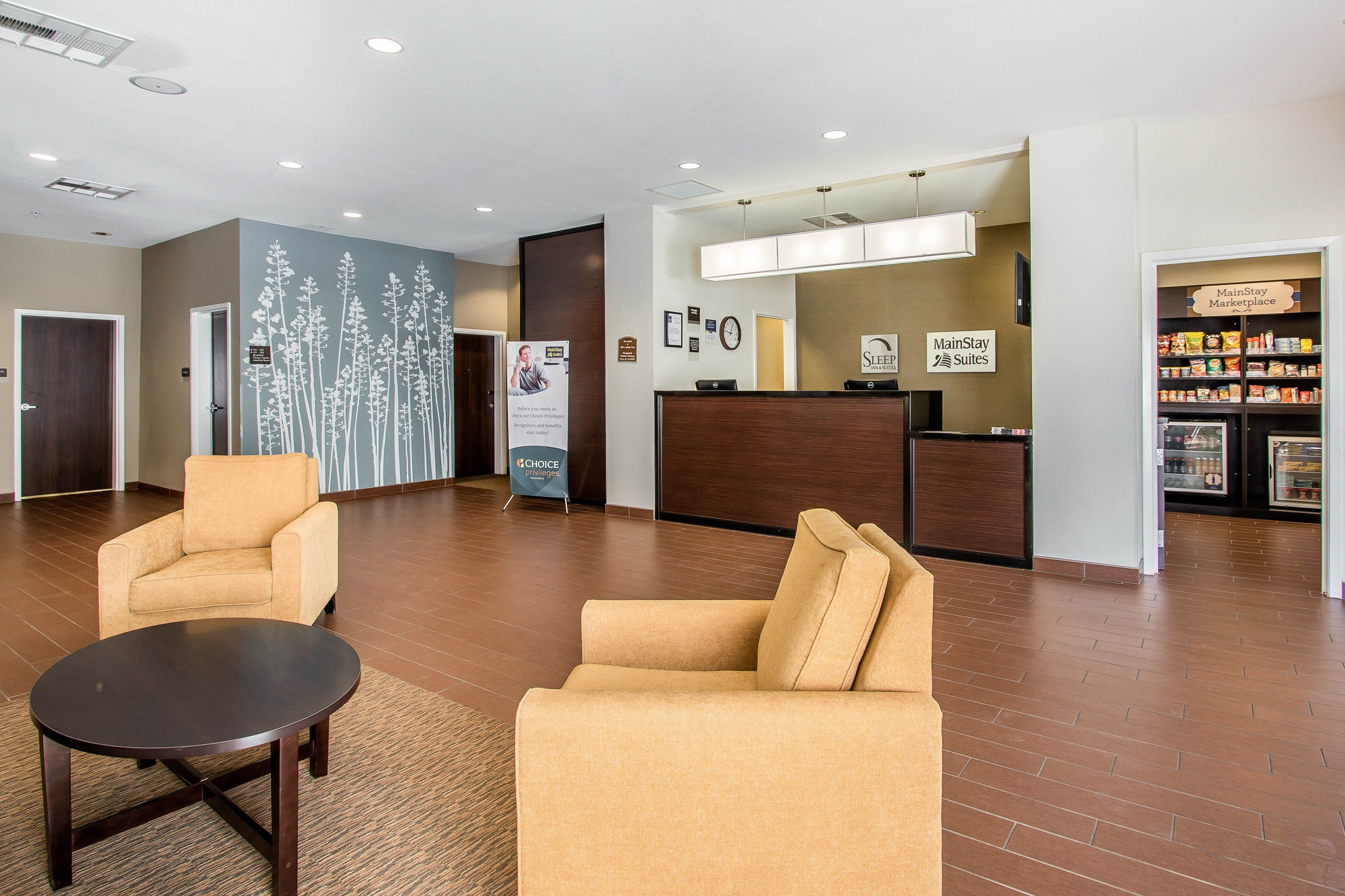 Фото Sleep Inn & Suites