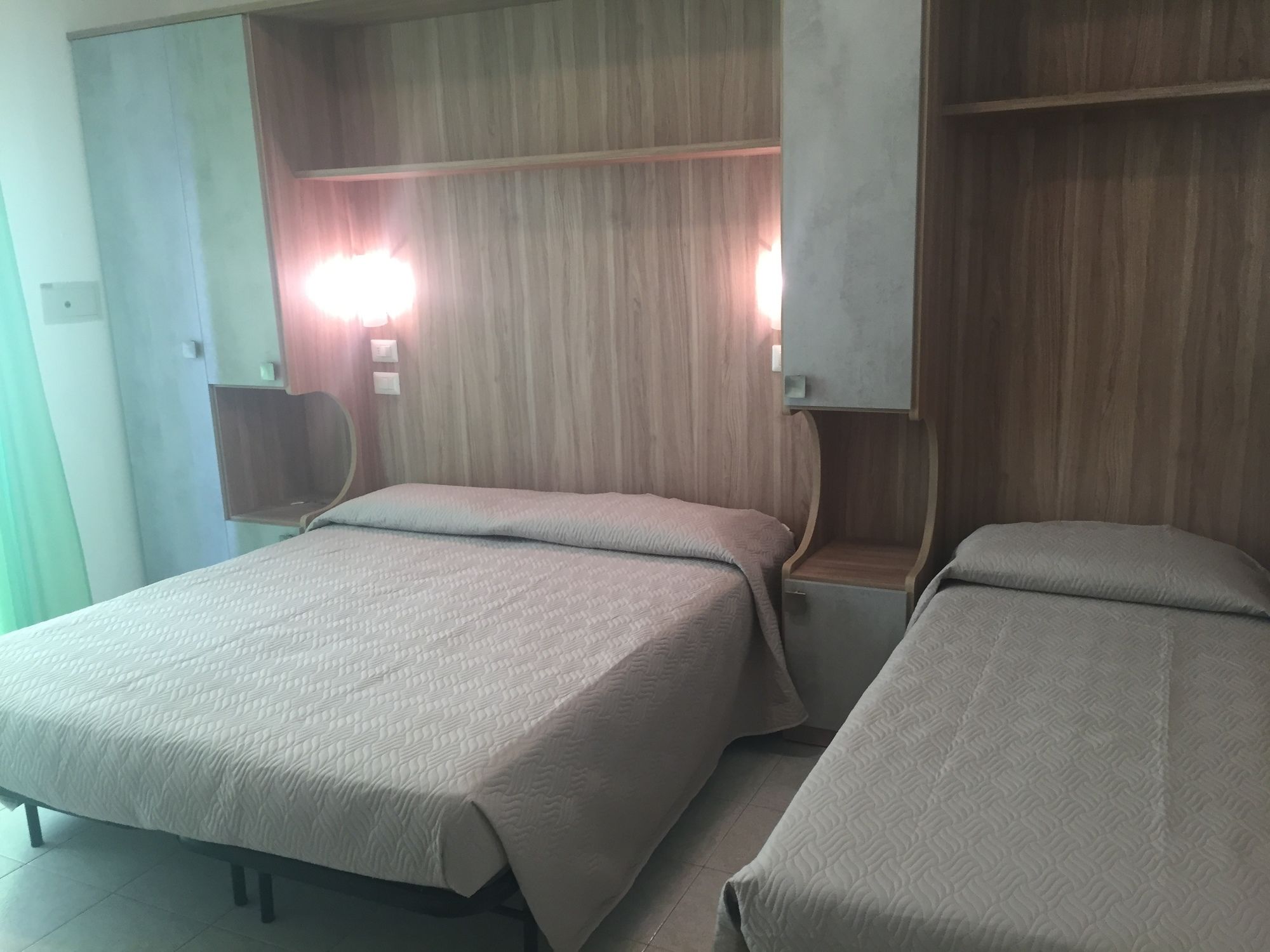 Фото Hotel Ridens