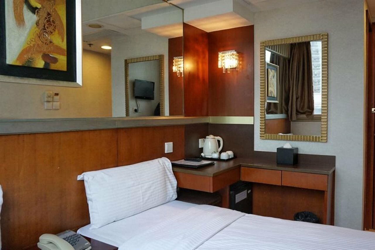 Фото Oriental Lander Hotel