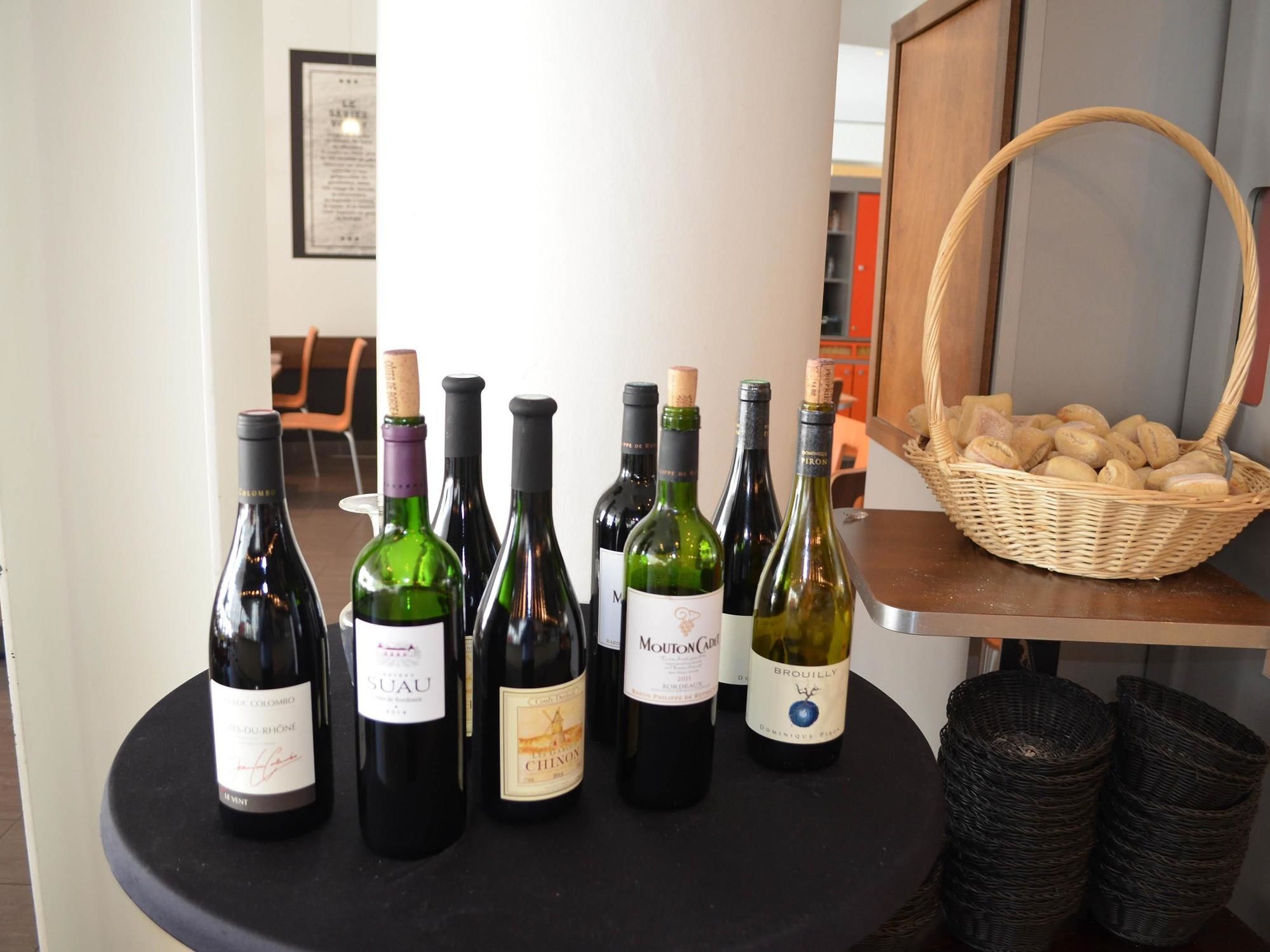 Фото Ibis Marseille Centre Euromed