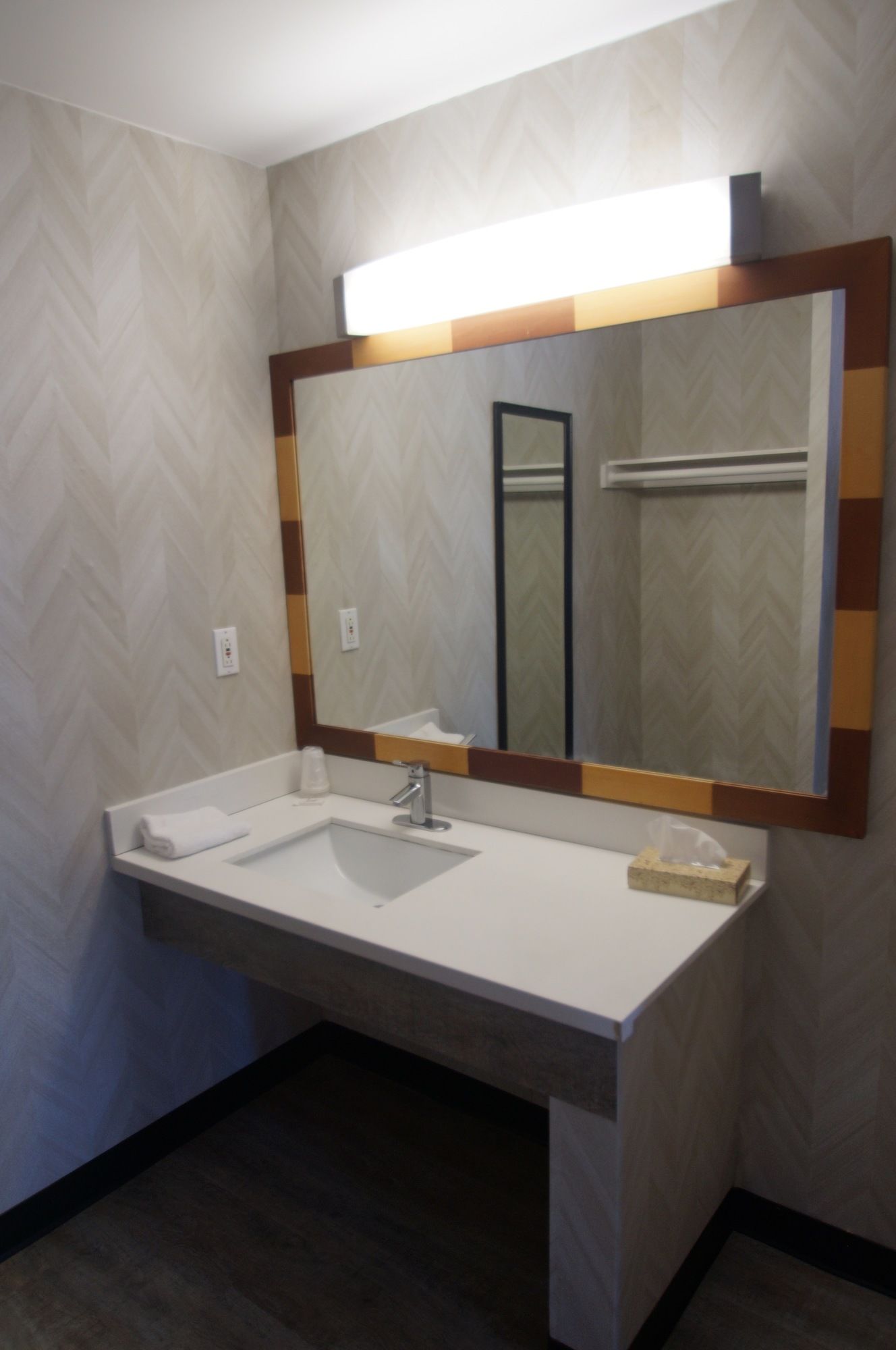 Фото Civic Center Inn Santa Ana