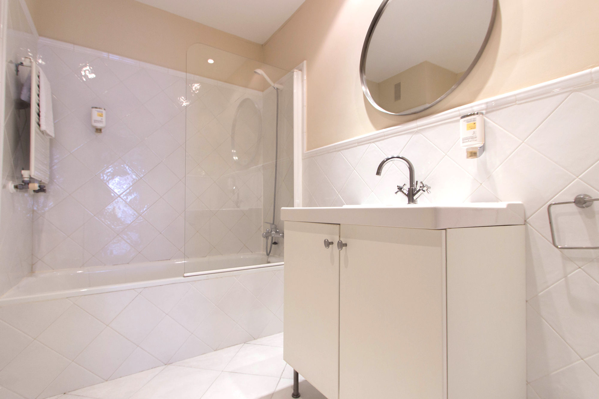 Фото Madrid Central Suites