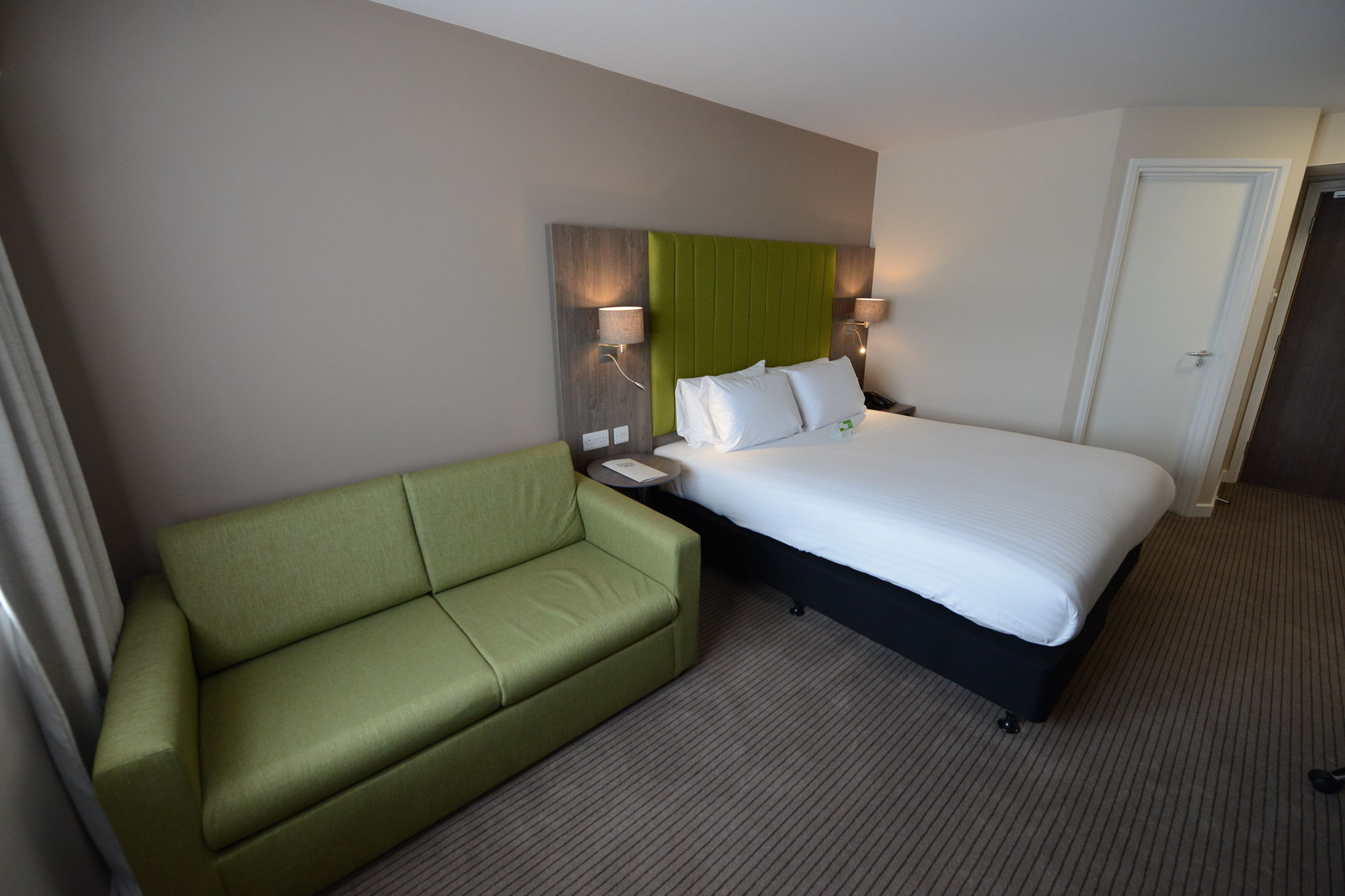Фото Holiday Inn Wolverhampton - Racecourse, an Ihg Hotel