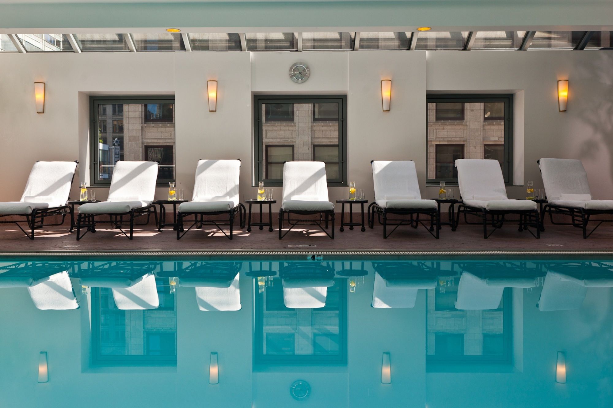 Фото Renaissance Chicago Downtown Hotel