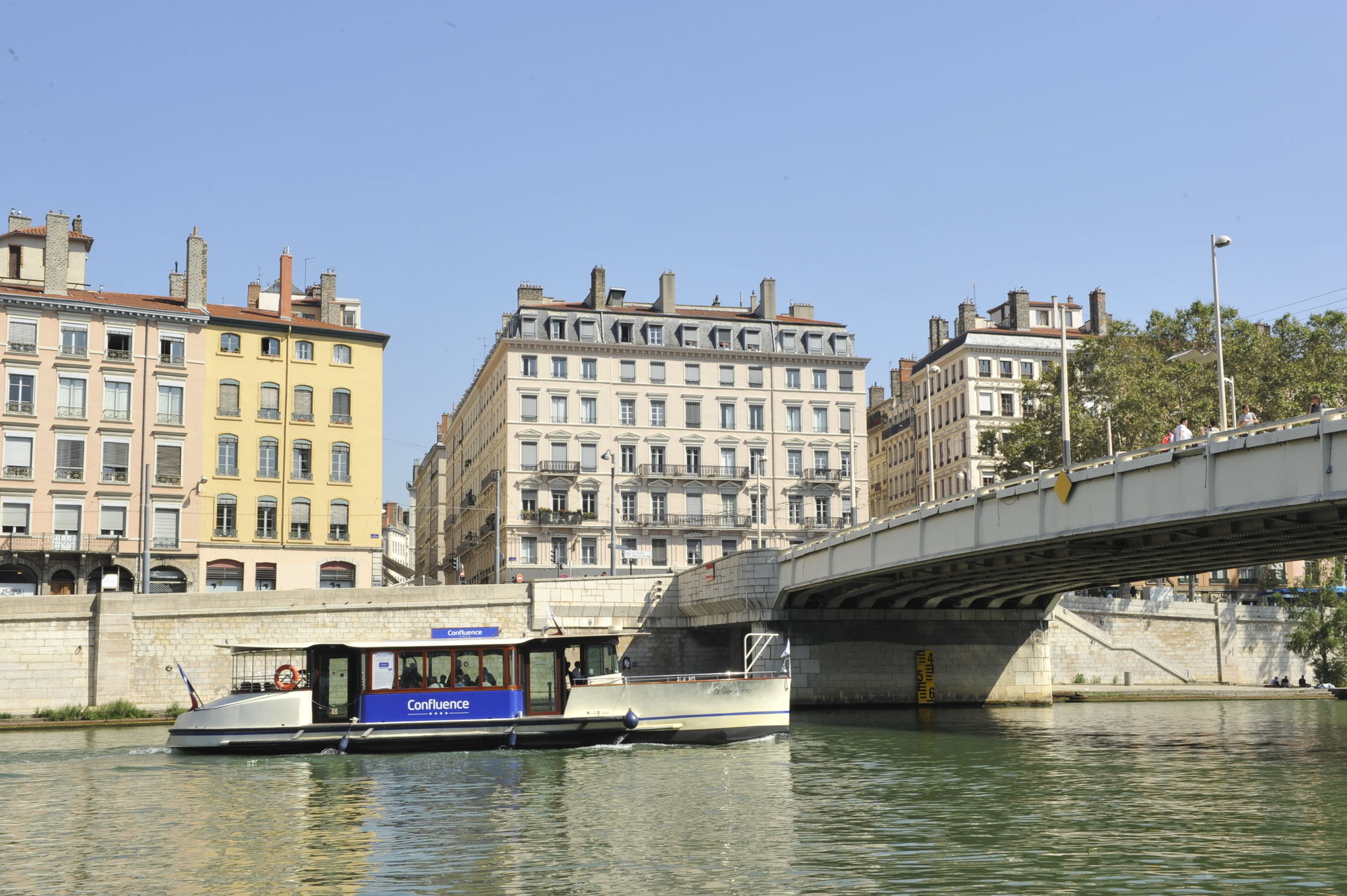 Фото Novotel Lyon Centre Confluence Bord de Saone
