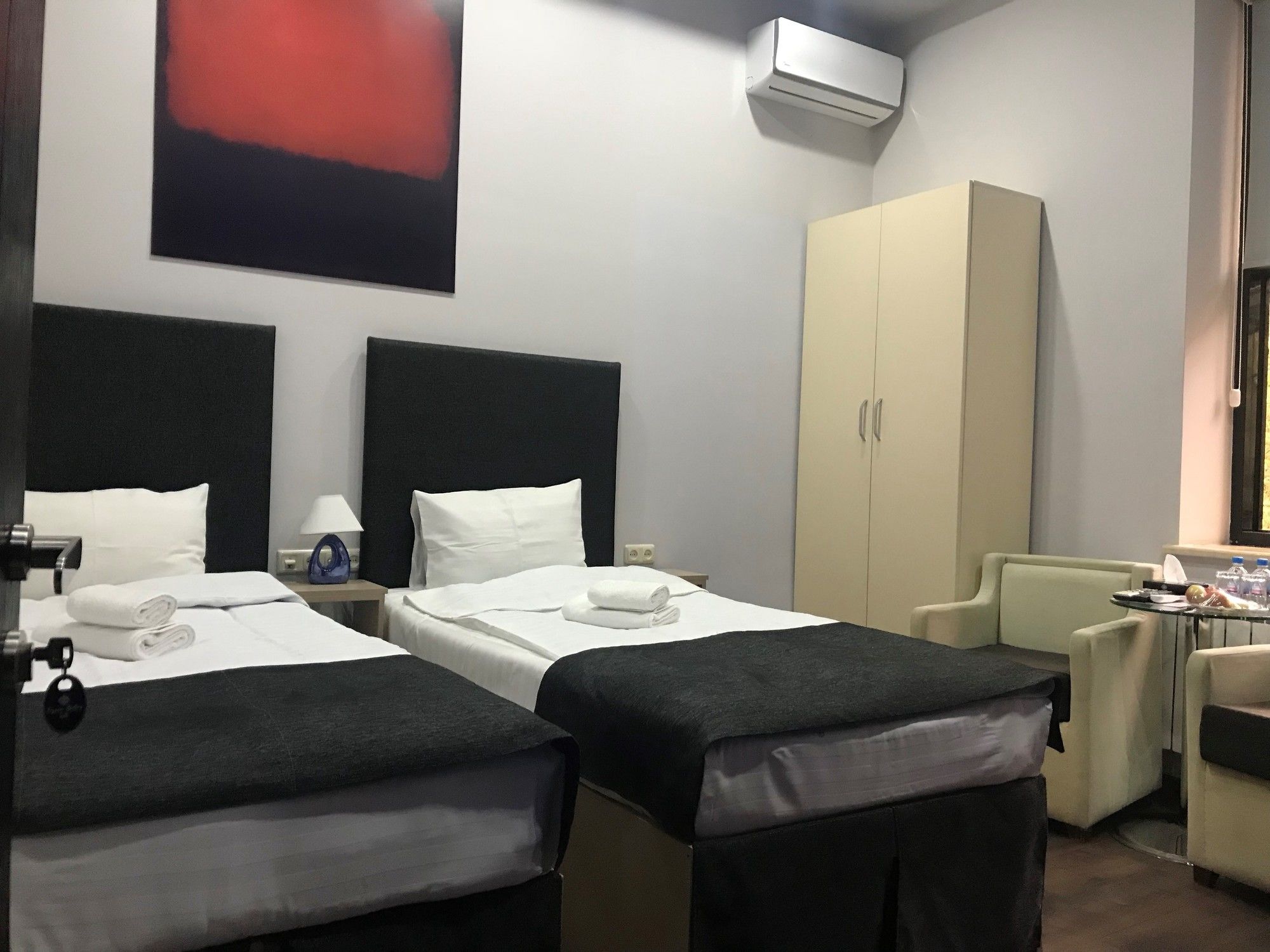 Фото Elysium Gallery