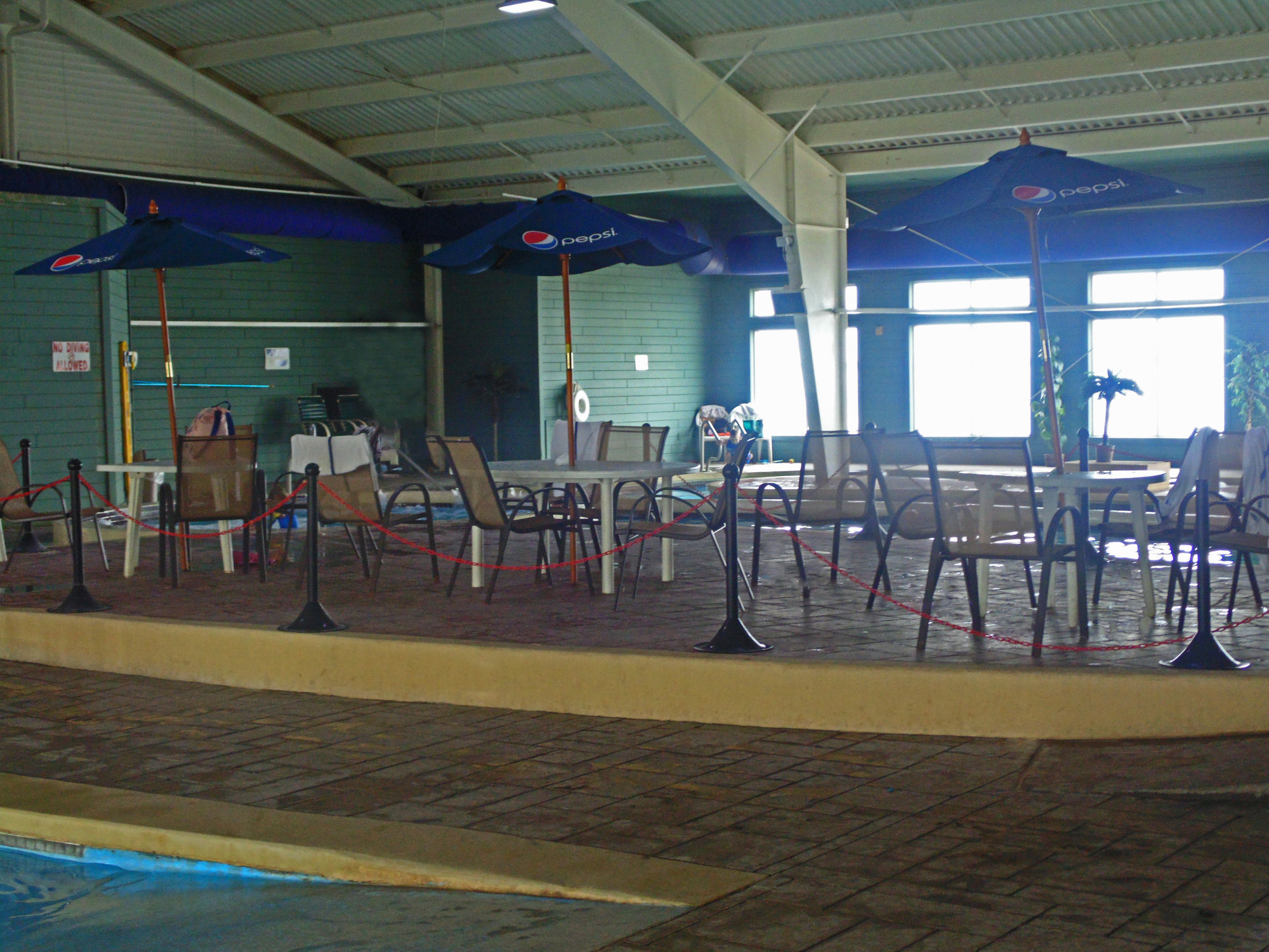 Фото Lakeside Resort and Conference Center