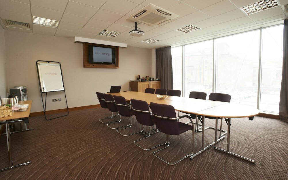 Фото Jurys Inn Brighton