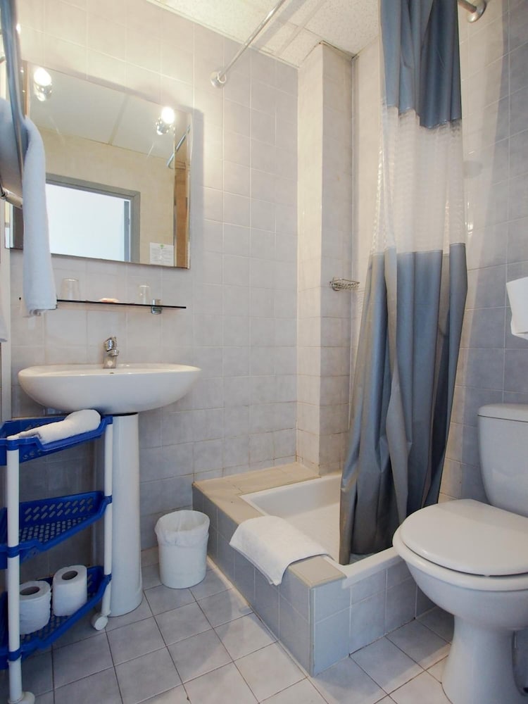 Фото CASA MOHO Juan Les Pins