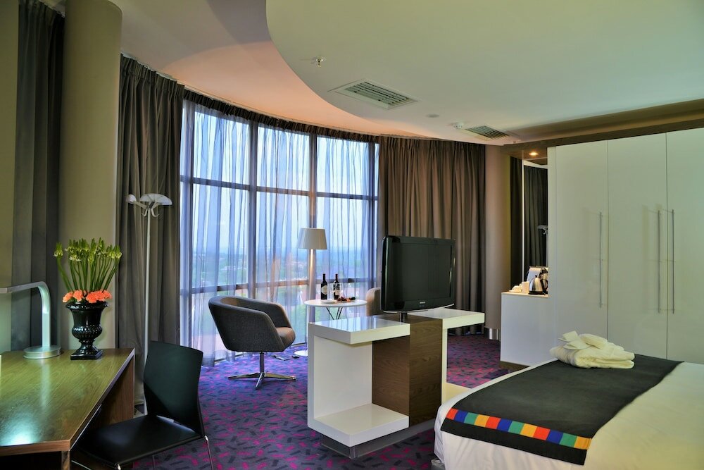 Фото Park Inn Sandton