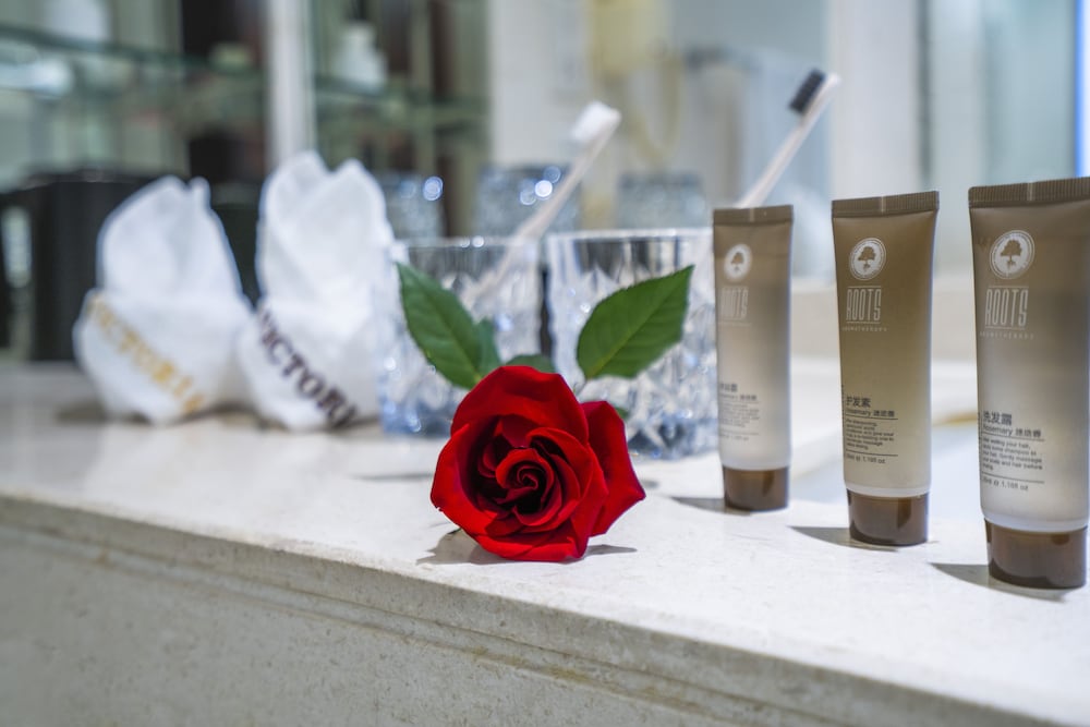 Фото Victoria Hotel Guangzhou