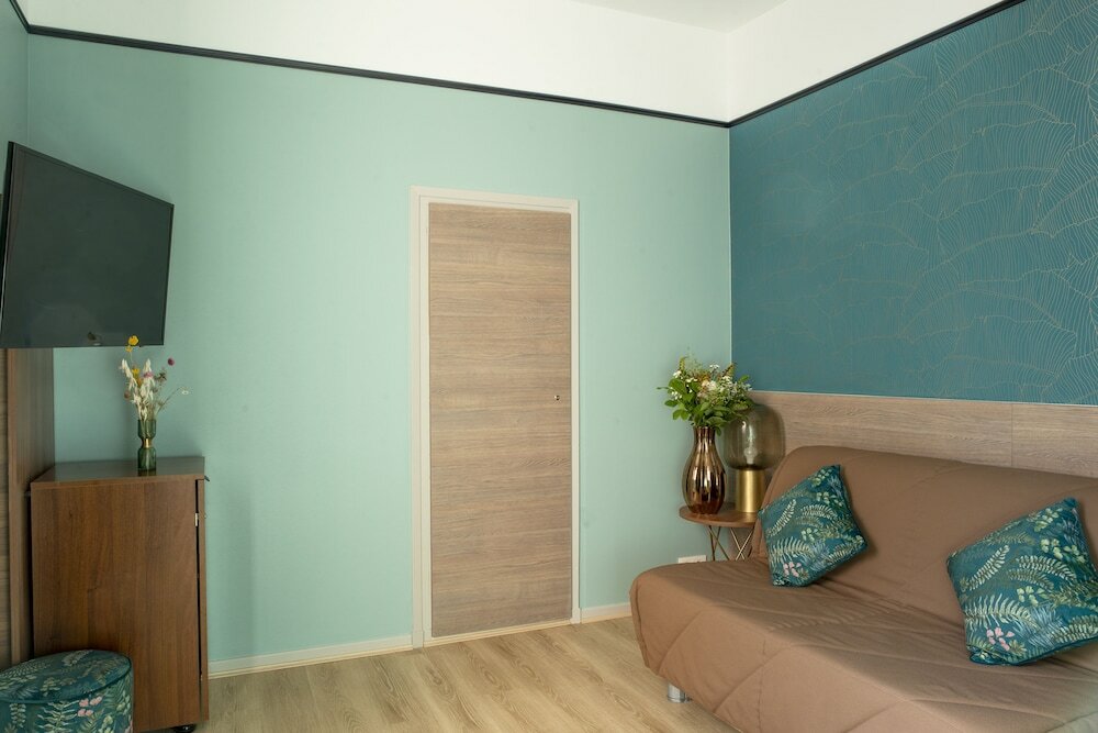 Фото Bristol Hôtel Avignon